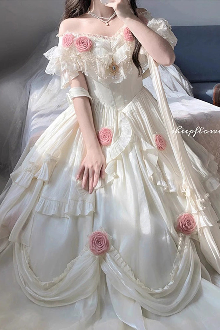 Finely Styled Dress with a Classic Vintage Look