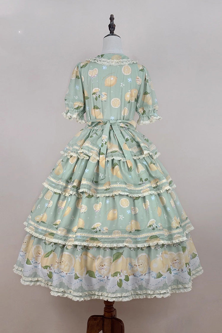Finely Styled Dress with a Classic Vintage Look