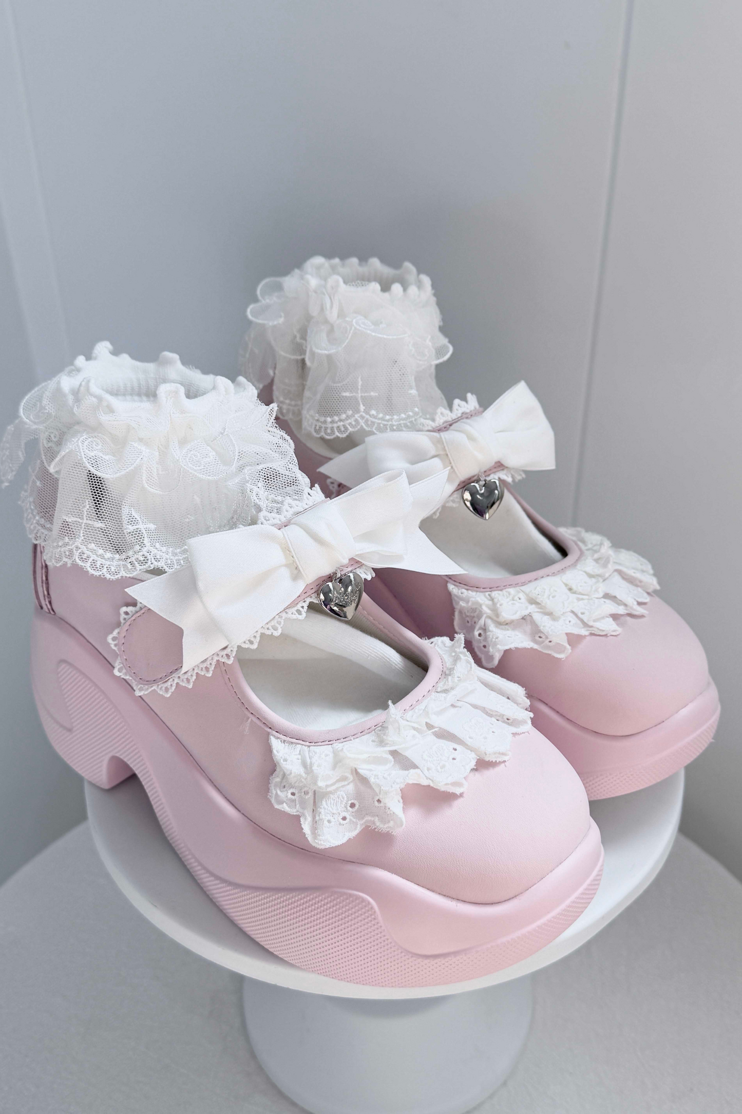Sweet Girly Lace Ribbon Sneakers