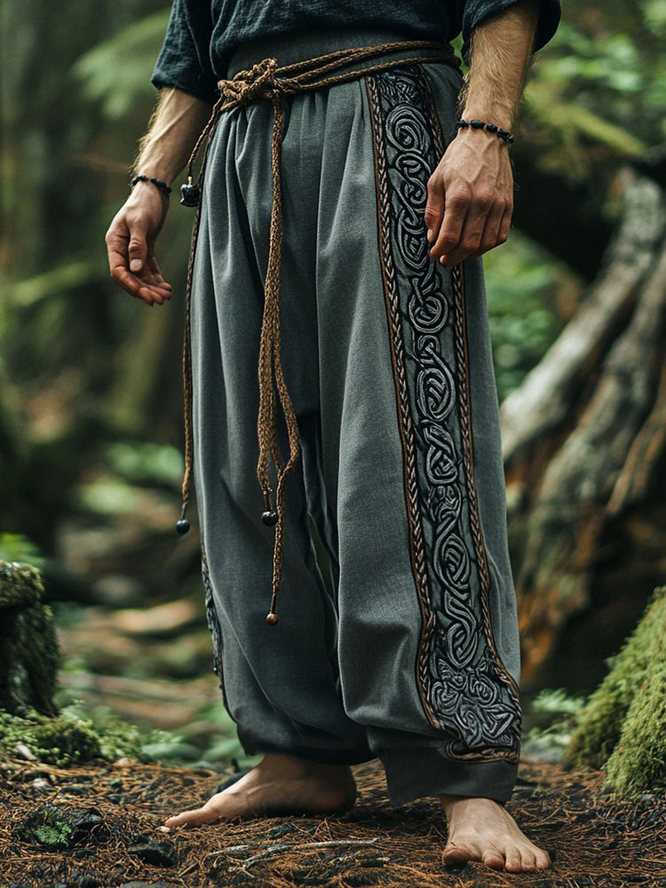 Beautifully Crafted Pants in a Classic Style