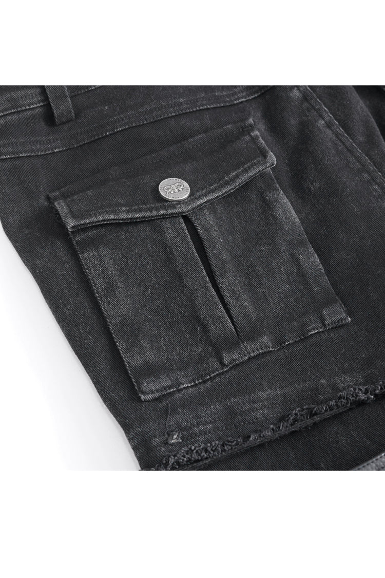 Thoughtfully Designed Pants in a Timeless Style