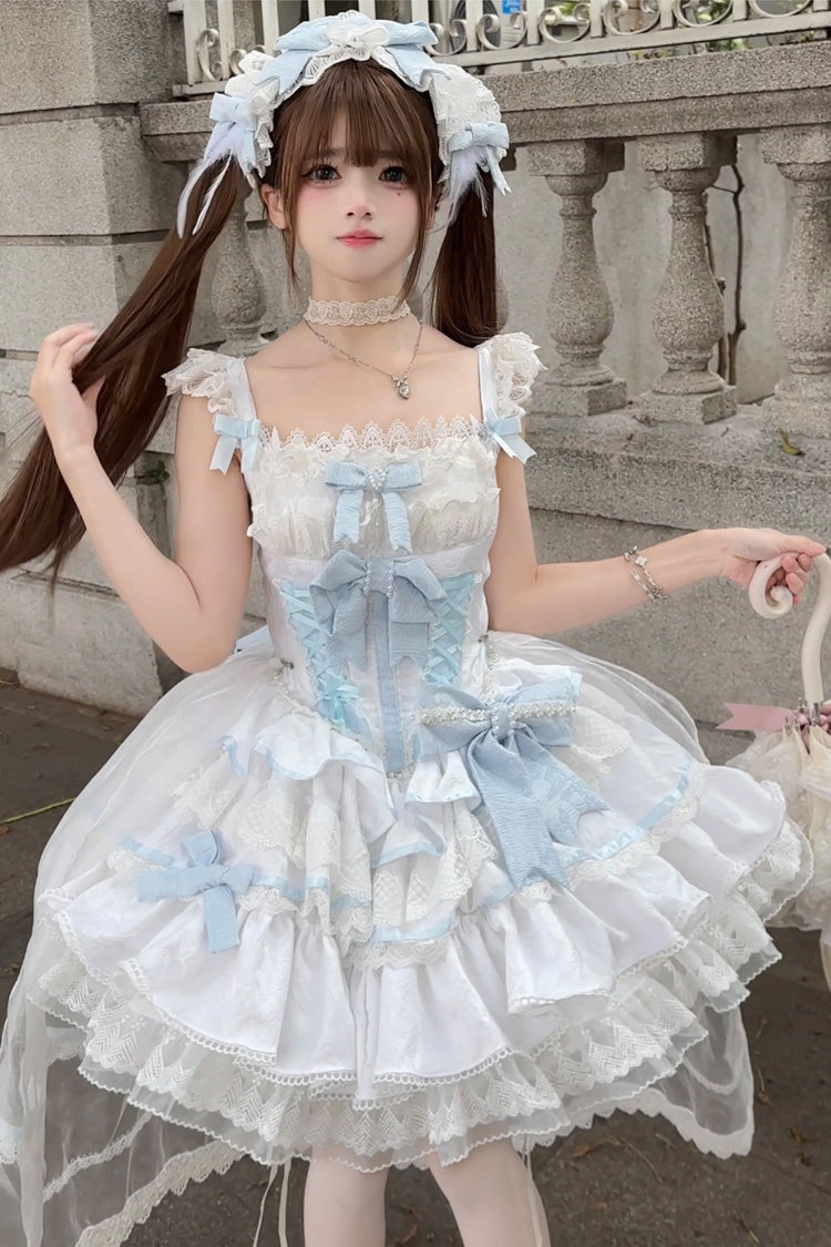 Finely Styled Dress with a Classic Vintage Look