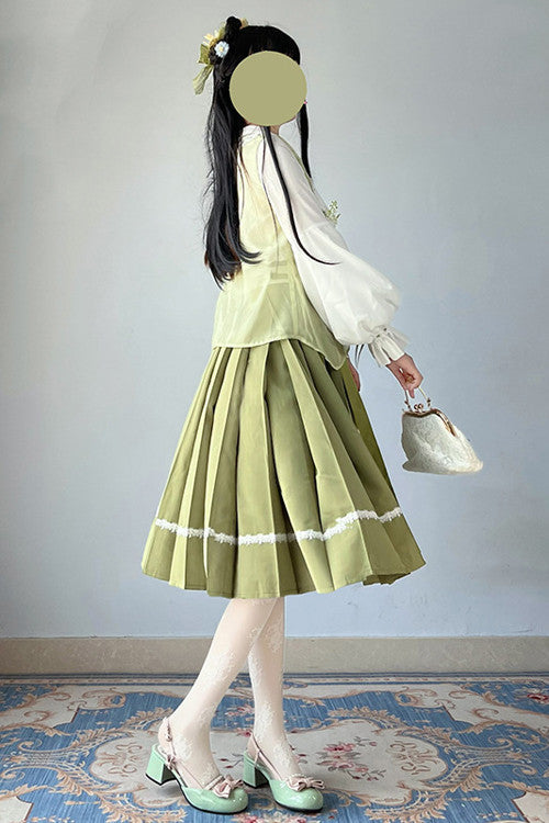 Subtly Elegant Dress with a Refined Vintage Look