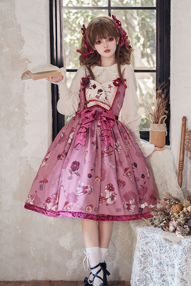 Finely Styled Dress with a Classic Vintage Look