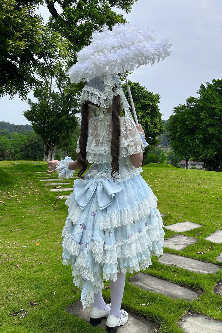 Finely Styled Dress with a Classic Vintage Look
