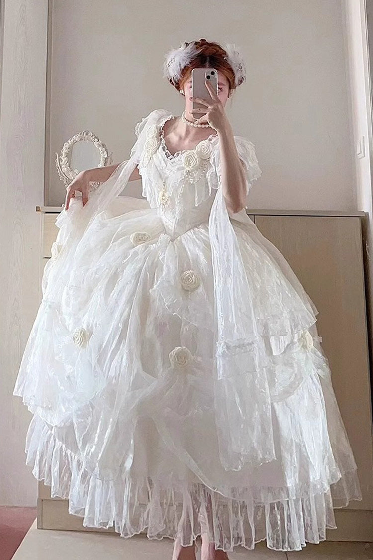 Finely Styled Dress with a Classic Vintage Look