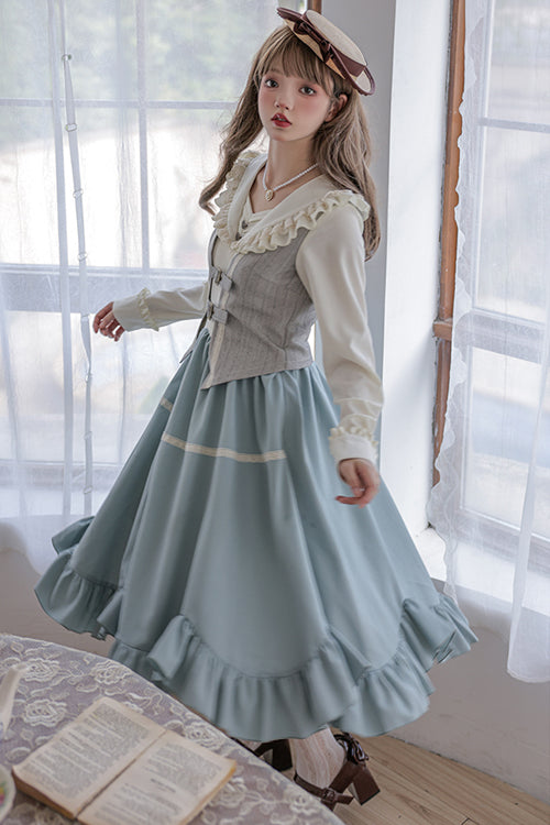 Subtly Elegant Dress with a Refined Vintage Look