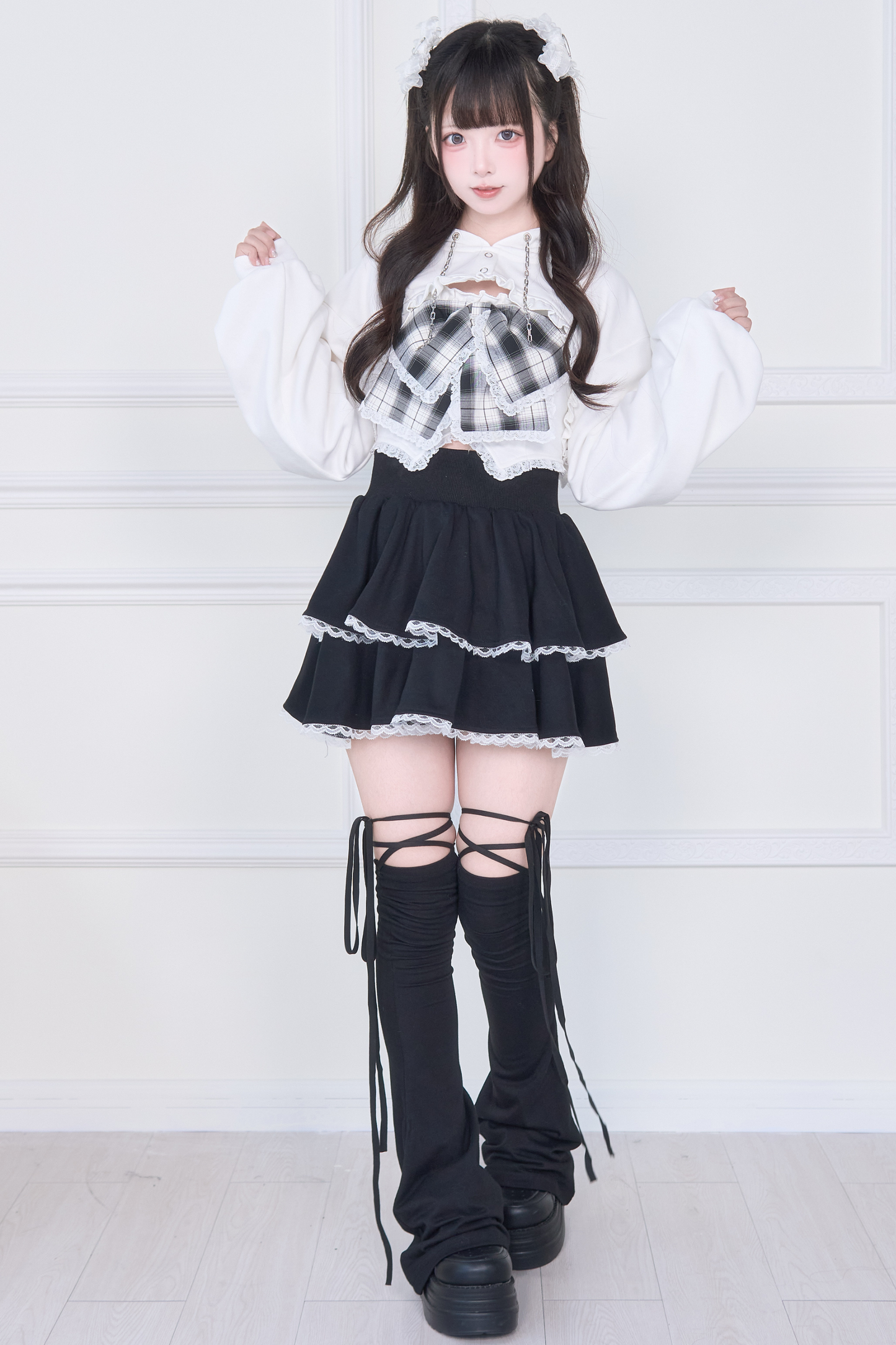 Ribbon Vest + Short Sweatshirt