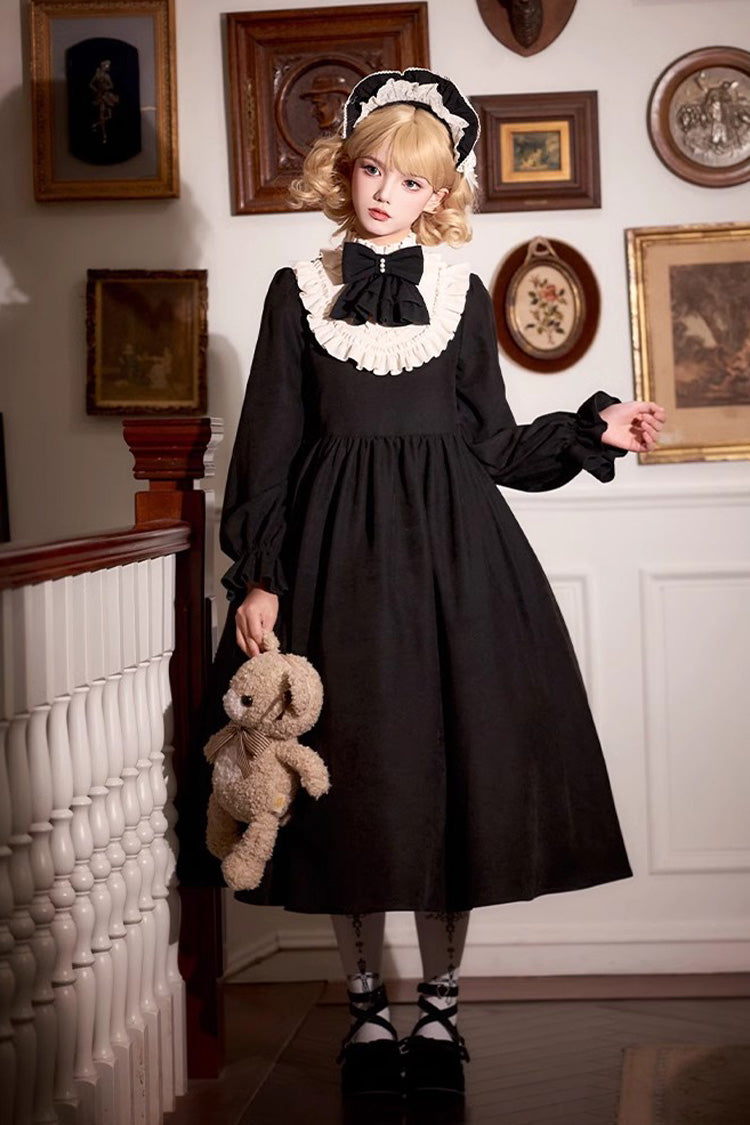 Classic Vintage Dress with a Flattering Fit