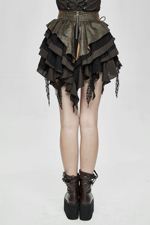 Casually Elegant Garment with a Refined Edge