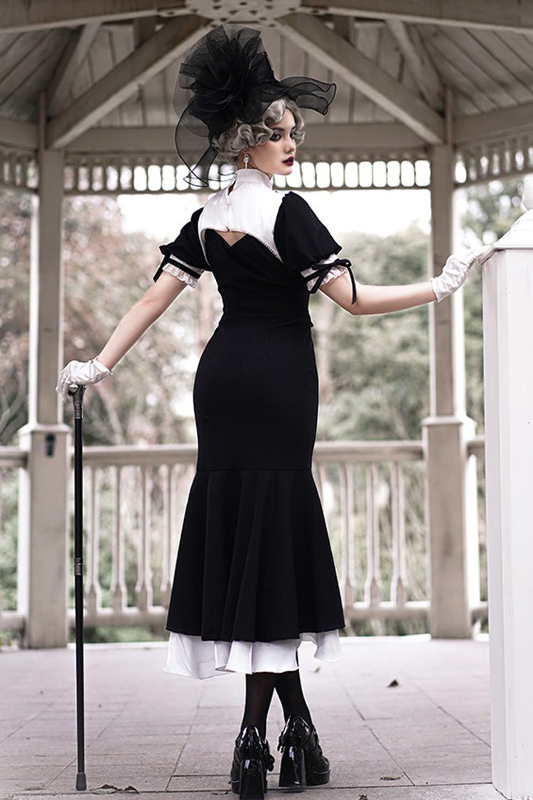 Finely Styled Dress with a Classic Vintage Look