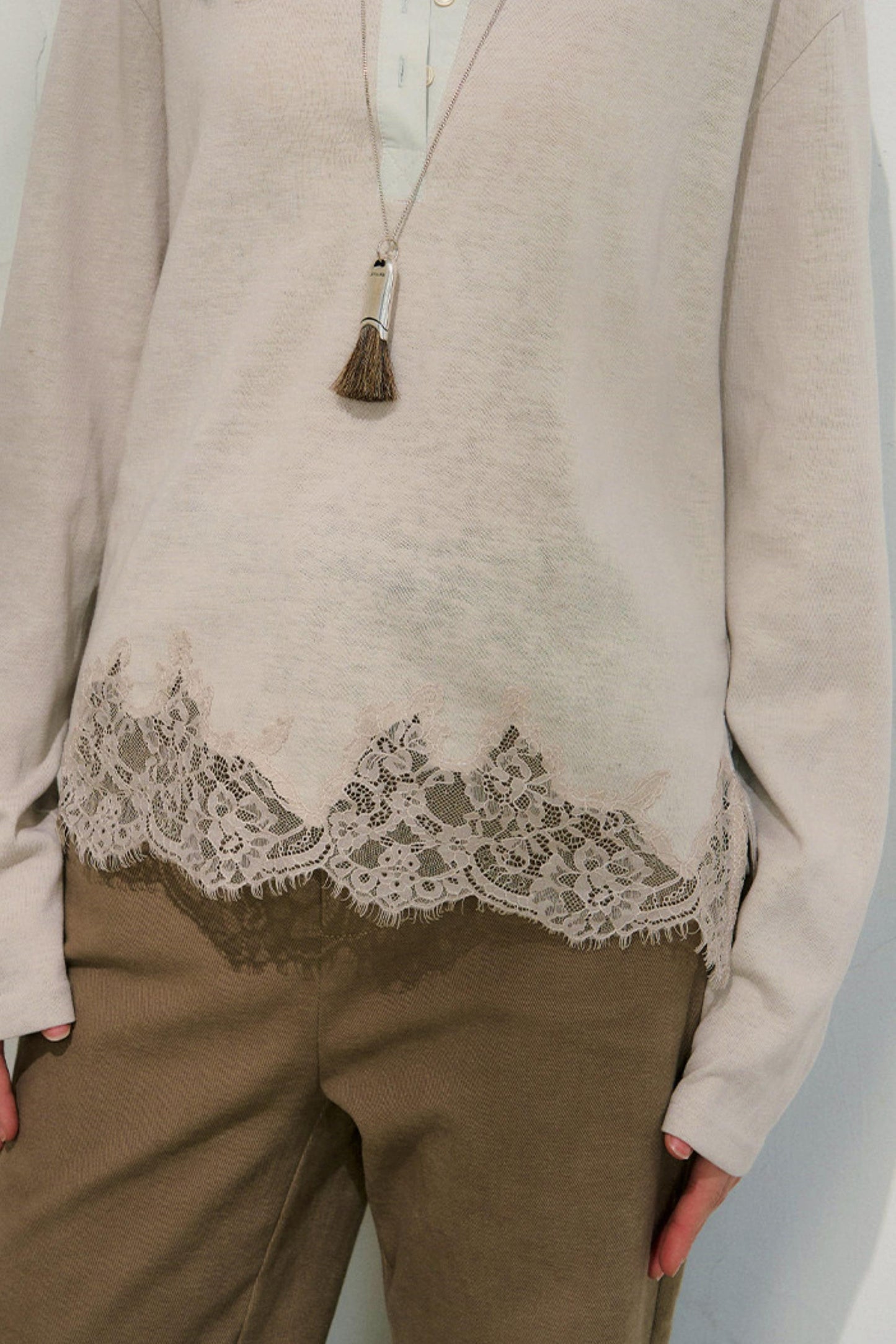 Swinging Silhouette Lace Blouse