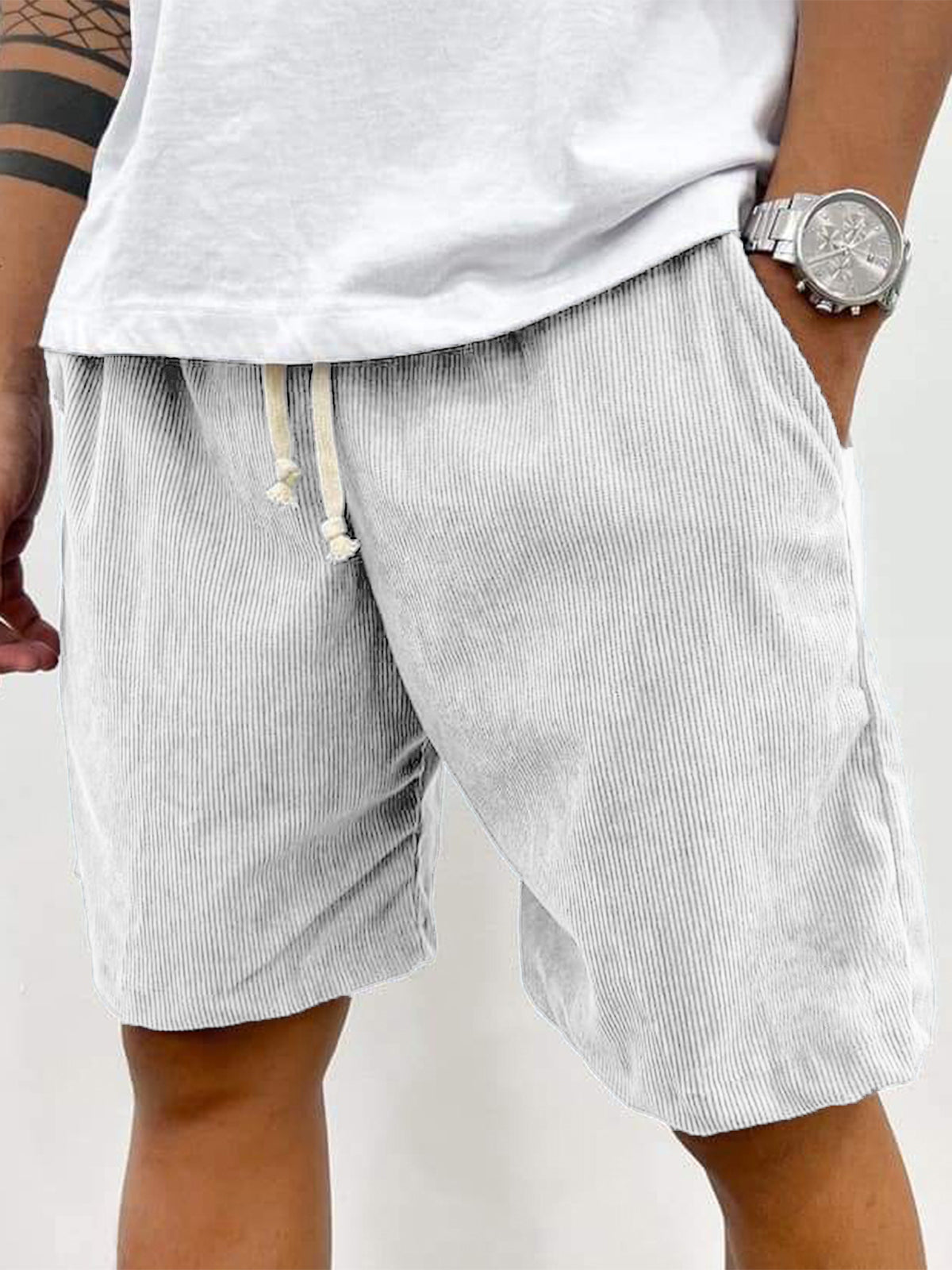 Vintage Style Garment with a Modern Fit