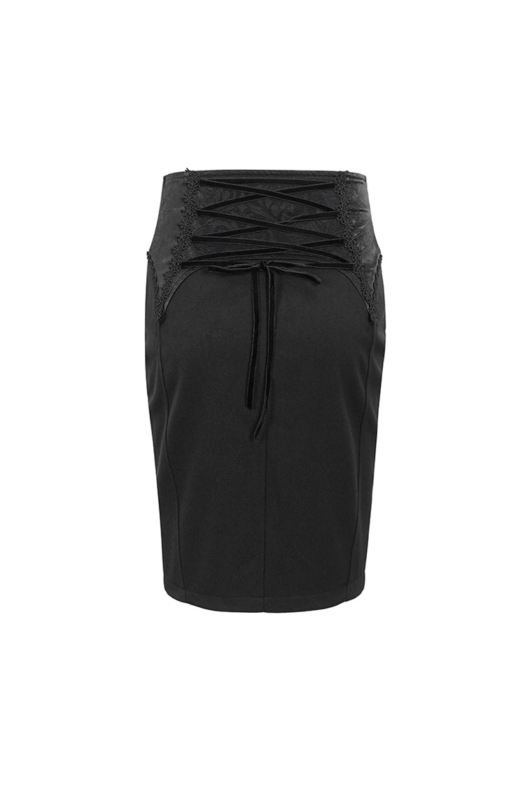 Casually Elegant Garment with a Refined Edge