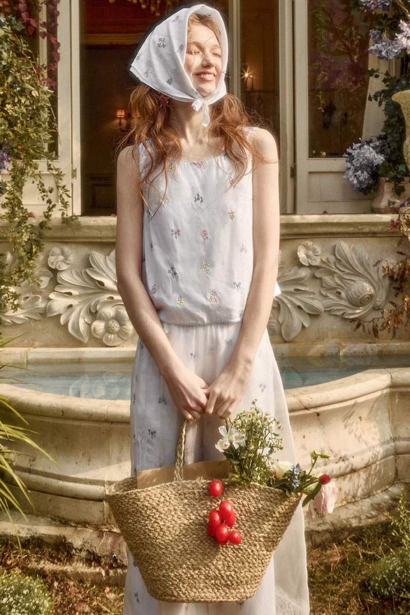 Retro Dress + Top + Pants + Curtain + Scarf