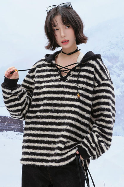 Striped Loose Mode Hood Top