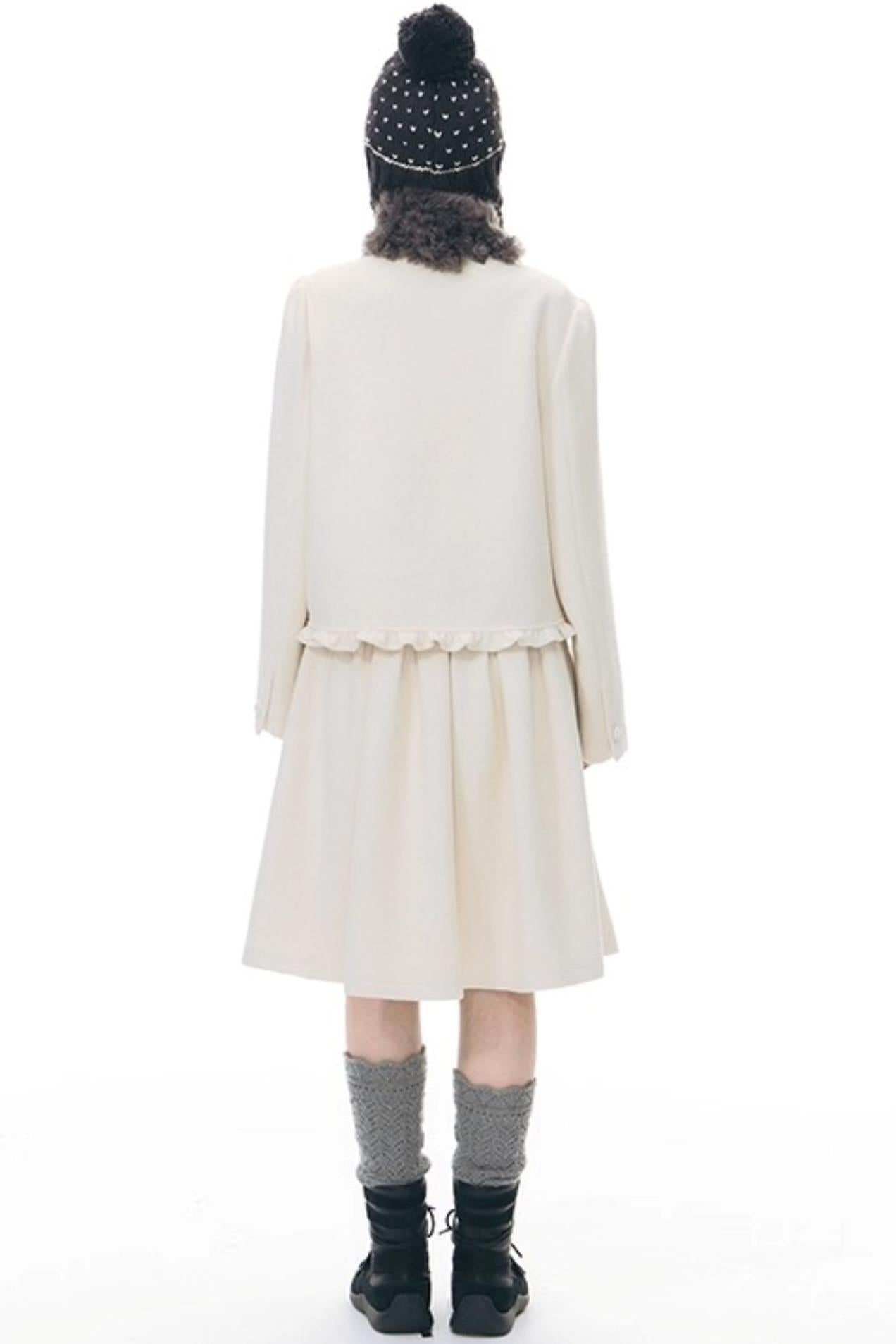 Retro Top + Preppy Pleated Skirt + Scarf