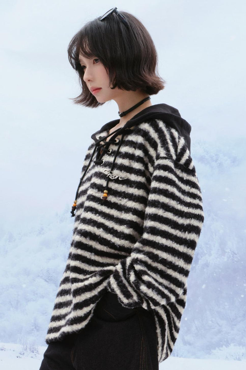 Striped Loose Mode Hood Top