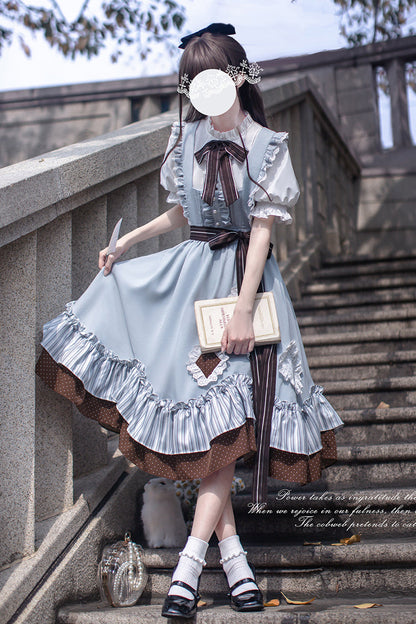 Casually Elegant Dress with a Refined Edge