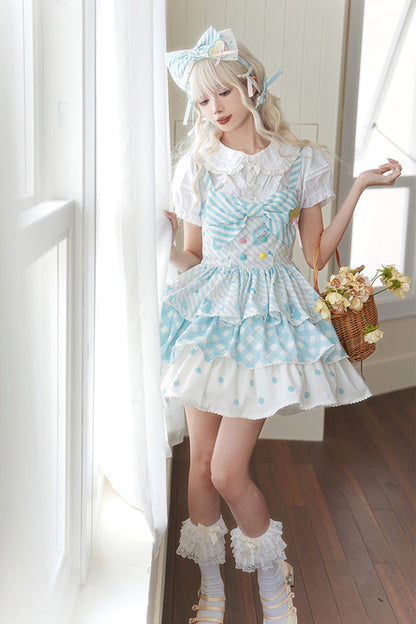 Subtly Elegant Dress with a Refined Vintage Look