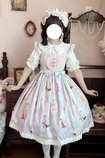 Finely Styled Dress with a Classic Vintage Look