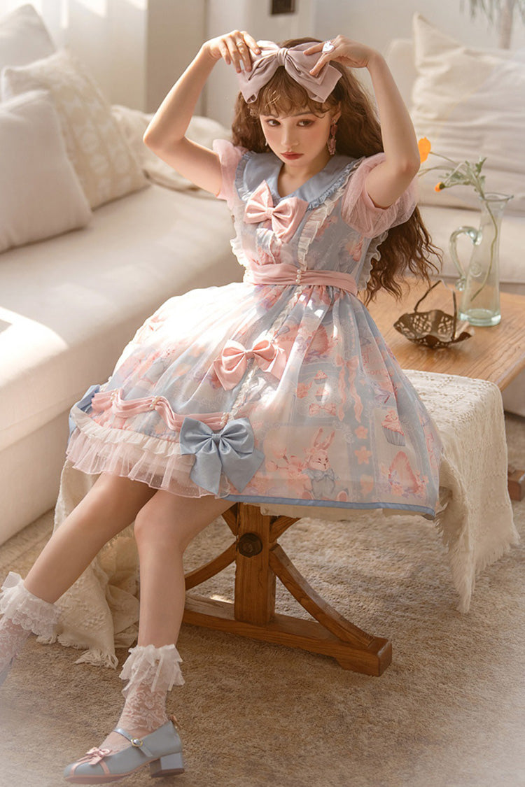 Finely Styled Dress with a Classic Vintage Look