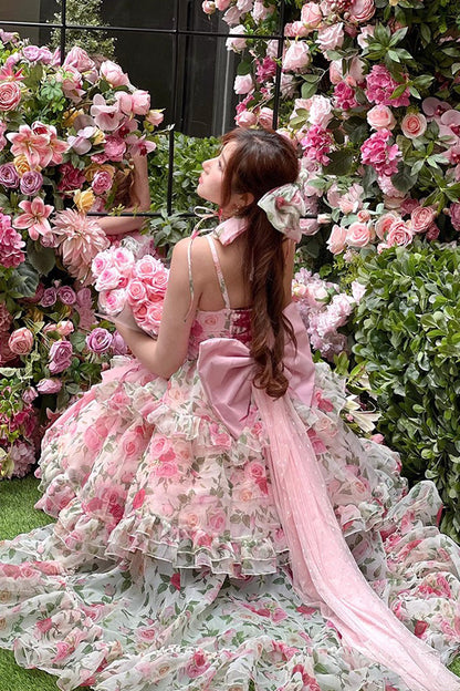 Finely Styled Dress with a Classic Vintage Look