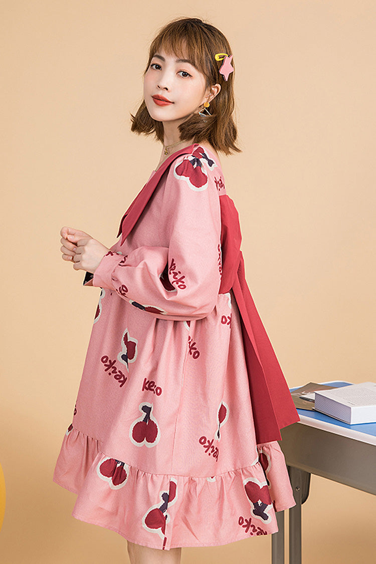Finely Styled Dress with a Classic Vintage Look