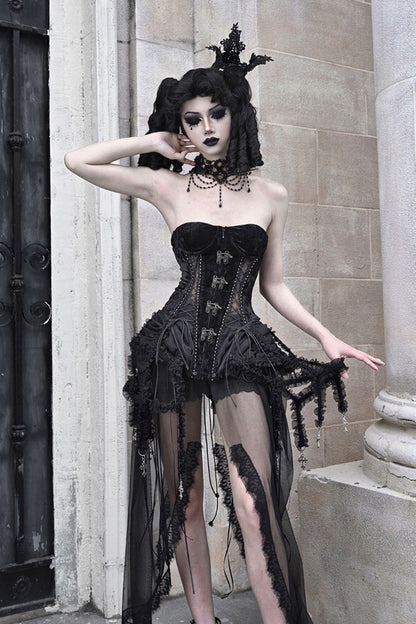 Subtly Elegant Dress with a Refined Vintage Look