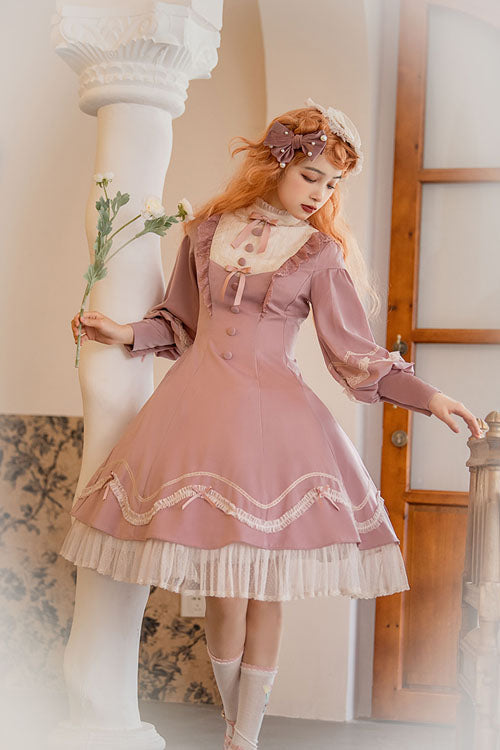 Beautifully Finished Dress in a Timeless Design