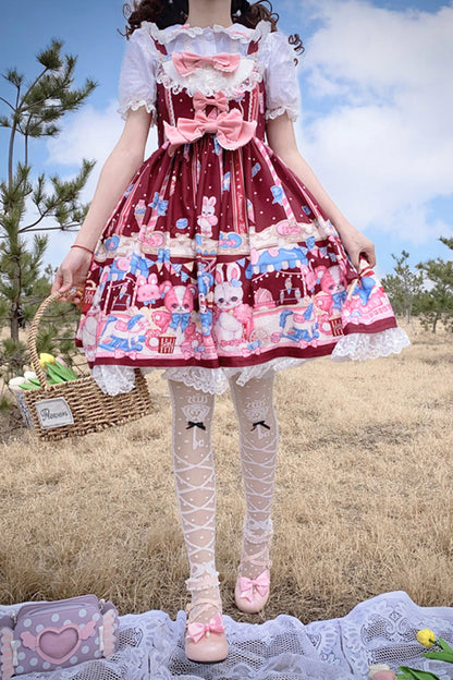 Finely Styled Dress with a Classic Vintage Look