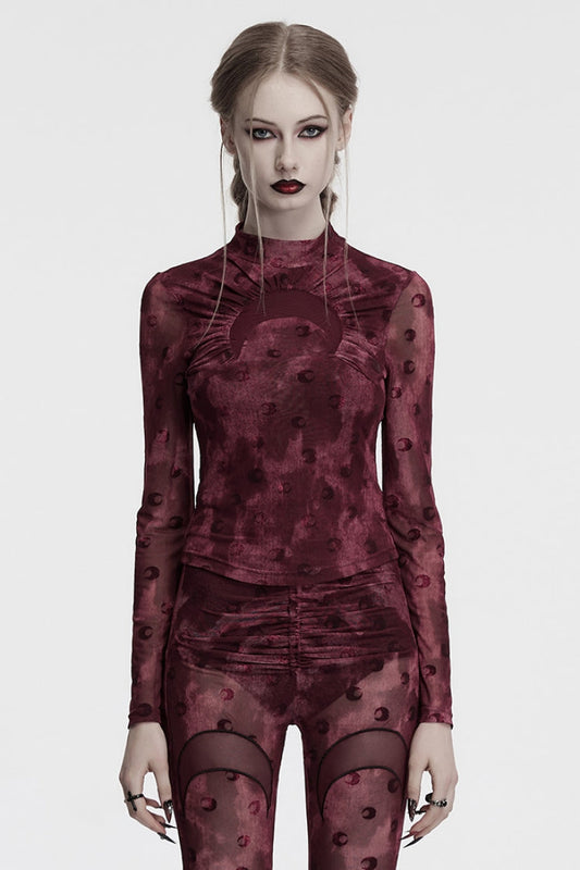 Beautifully Crafted Blouse in a Classic Style