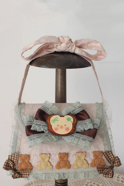 Classic Vintage Bag with a Flattering Fit