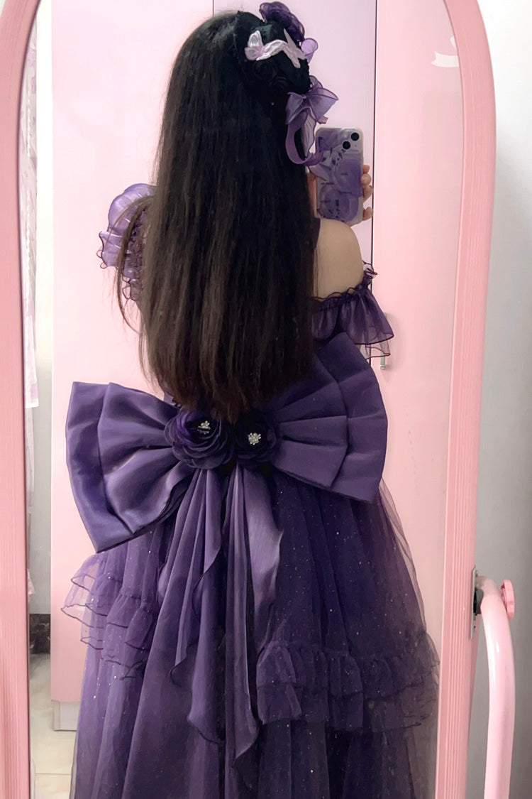 Finely Styled Dress with a Classic Vintage Look