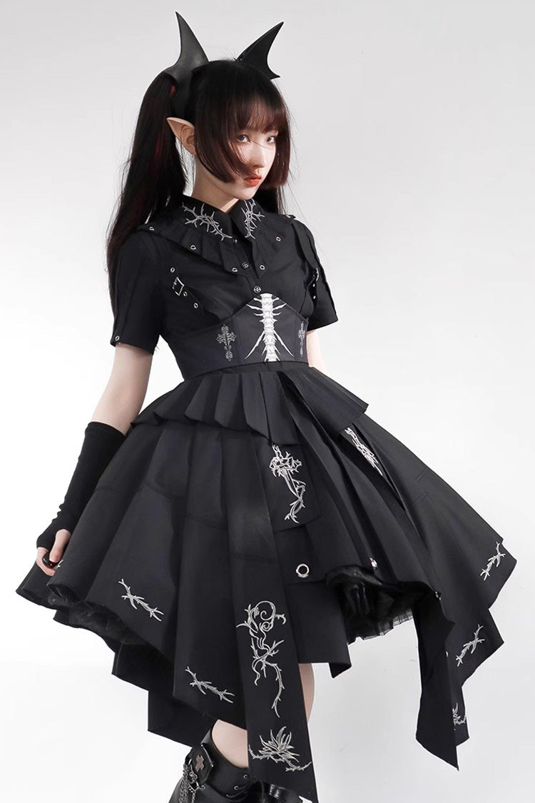 Finely Styled Dress with a Classic Vintage Look