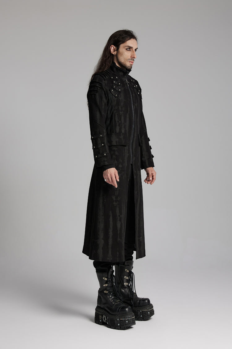 Classic Vintage Coat with a Flattering Fit