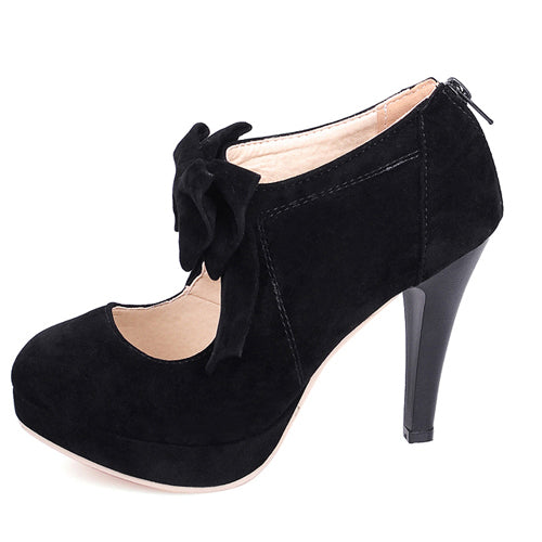 Subtly Elegant Shoes with a Refined Vintage Look