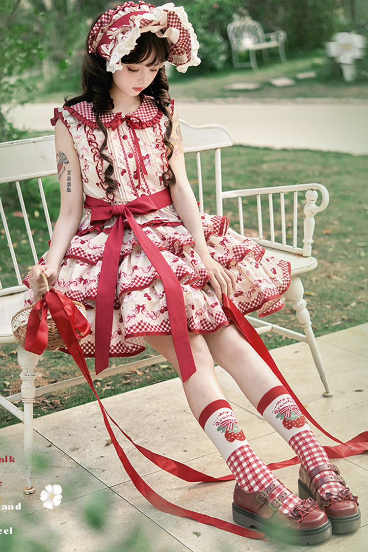 Beautifully Finished Garment in a Timeless Design
