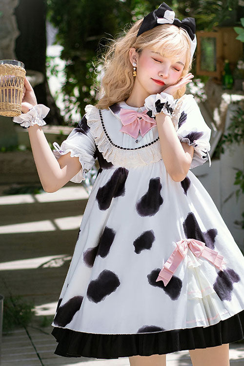 Finely Styled Dress with a Classic Vintage Look