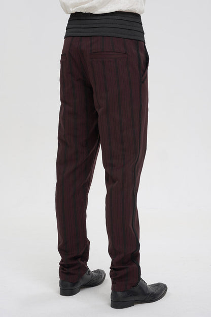 Subtly Elegant Trousers with a Refined Vintage Look