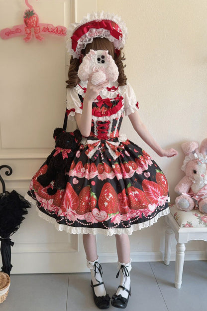 Finely Styled Dress with a Classic Vintage Look