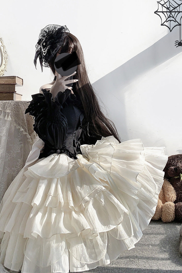 Finely Styled Dress with a Classic Vintage Look