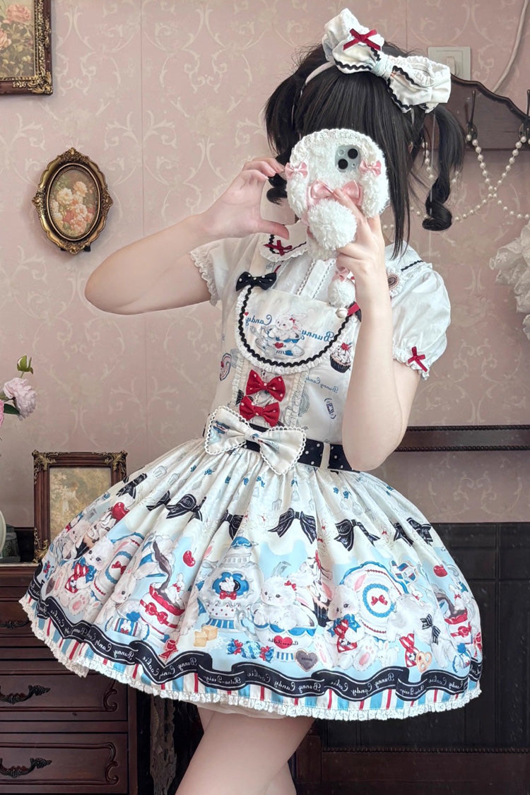 Finely Styled Dress with a Classic Vintage Look