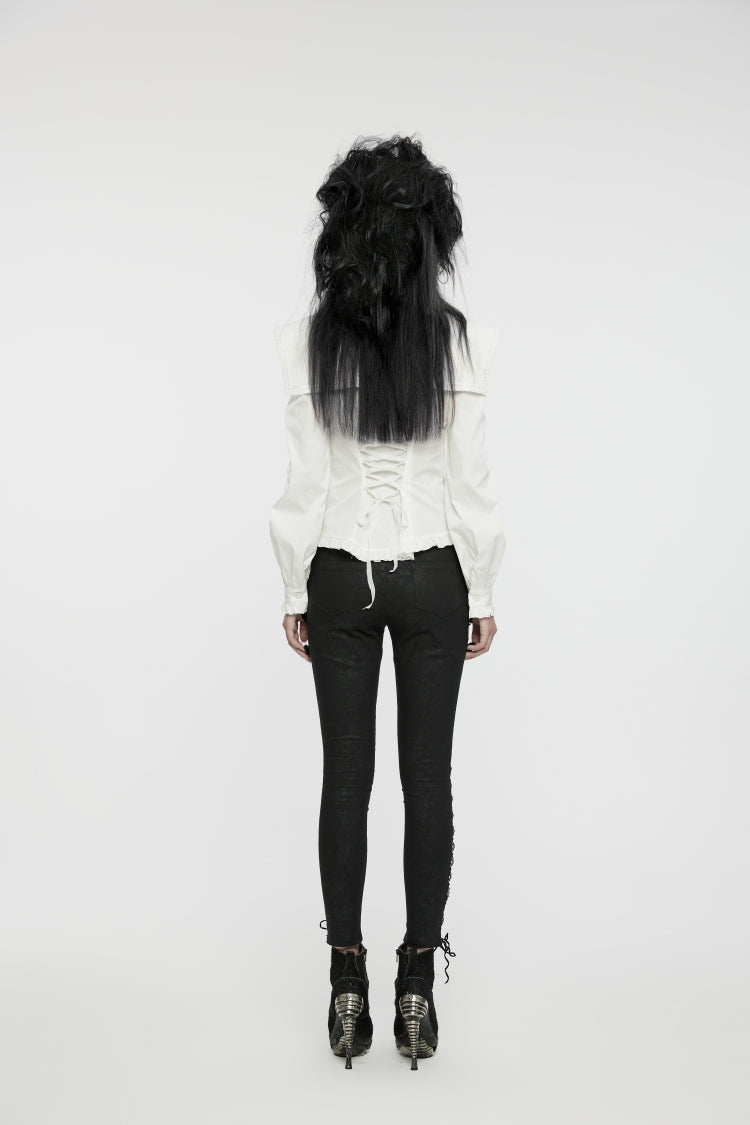 Casually Elegant Blouse with a Refined Edge