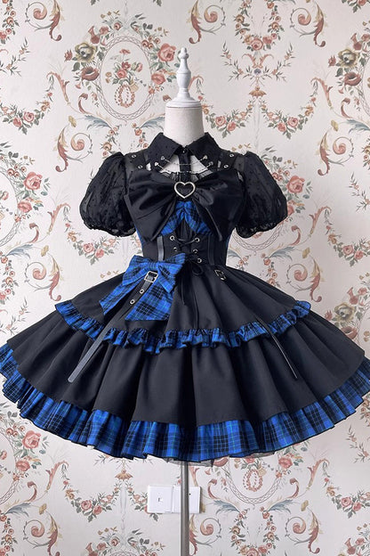 Subtly Elegant Dress with a Refined Vintage Look