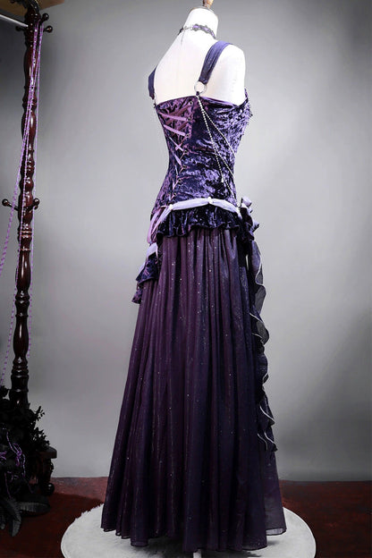 Classic Designed Dress in a Timeless Cut