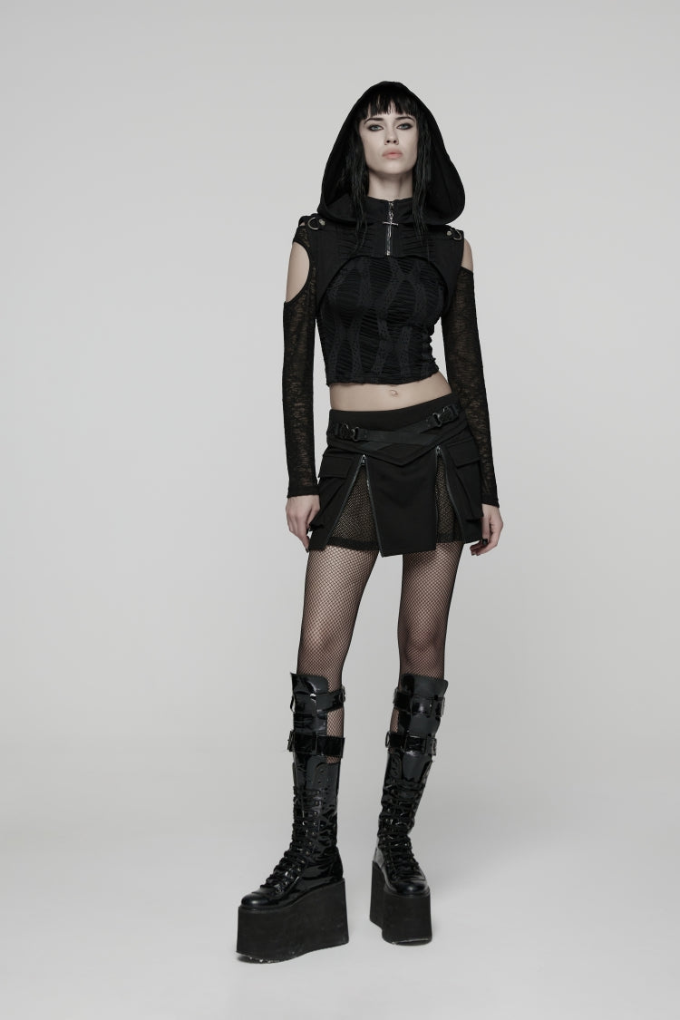 Casually Elegant Garment with a Refined Edge