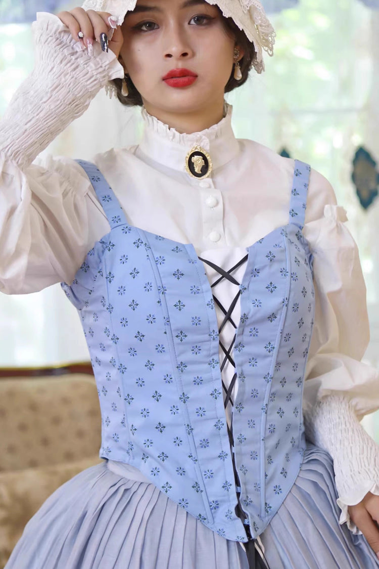 Finely Styled Dress with a Classic Vintage Look