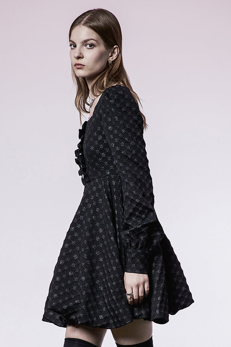 Subtly Elegant Dress with a Refined Vintage Look