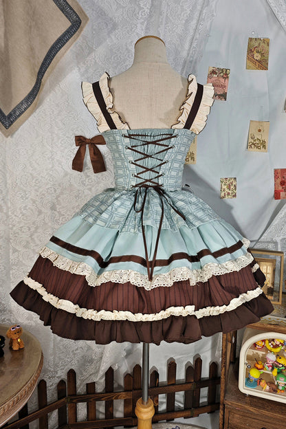 Classic Vintage Dress with a Flattering Fit